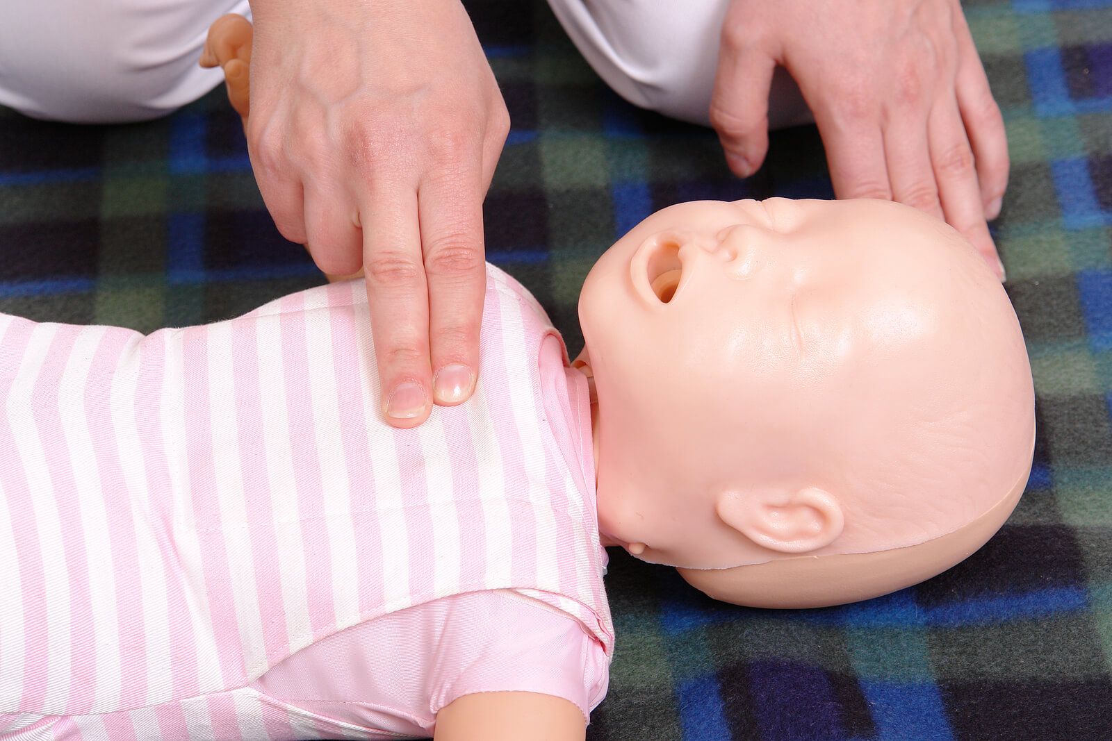 Infant dummy cpr