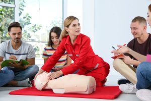 When To Do CPR and Rescue Breathing